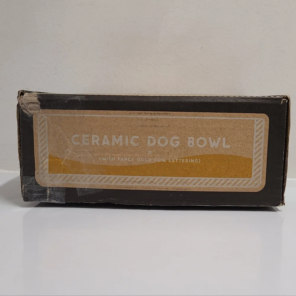 Brass Monkey Main Course White with Gold Script Ceramic Pet Food Bowl New in Box